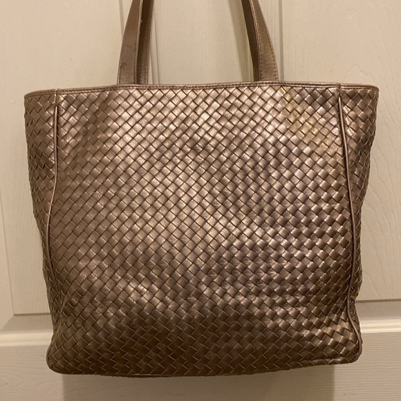 Cole Haan leather, basket weave,shoulder Bag. Made in Italy 🇮🇹 - Picture 4 of 9